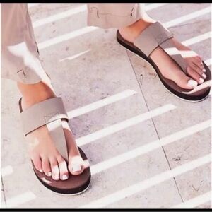 Free People Waterfront Thong Sandals Shoes Beige Taupe Women’s EU38 / US 7.5 - 8